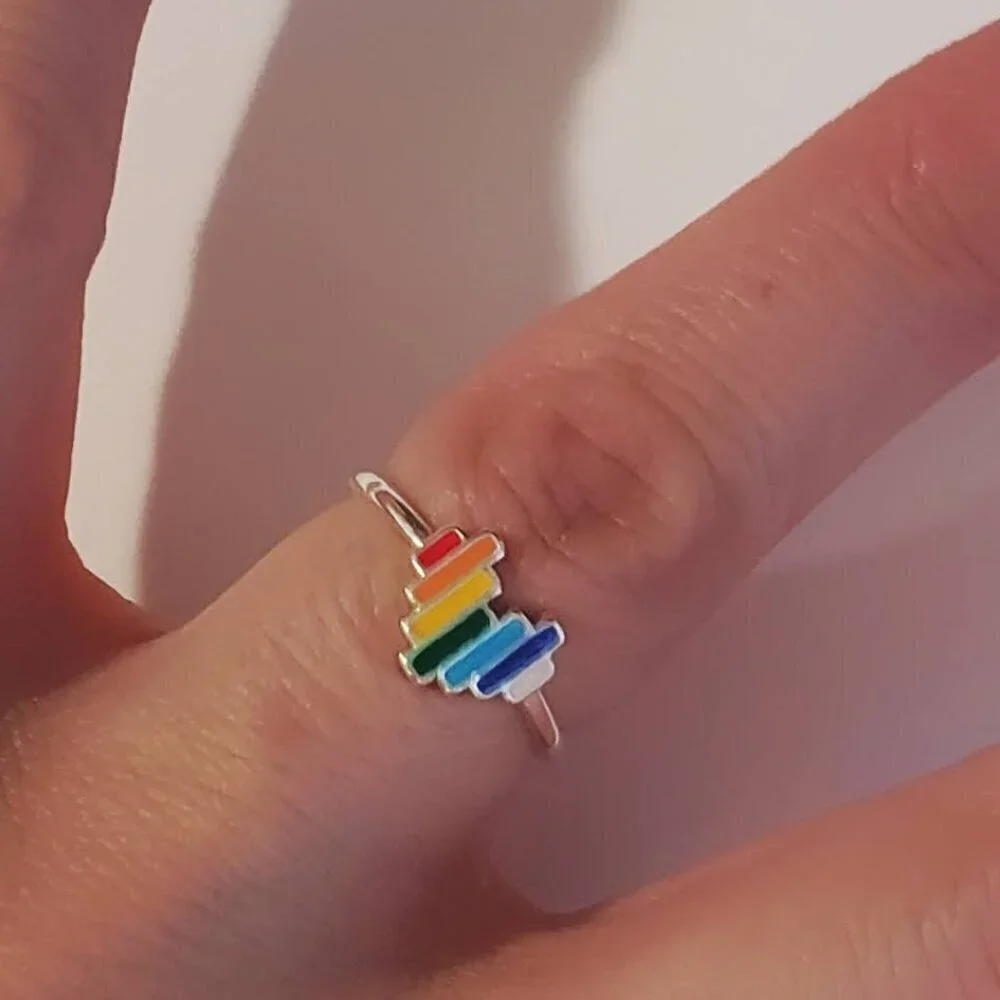 NEW LOVE LGBTQIA ONE SIZE ADJUSTABLE SILVER PLATED HEART COLORED FLAG